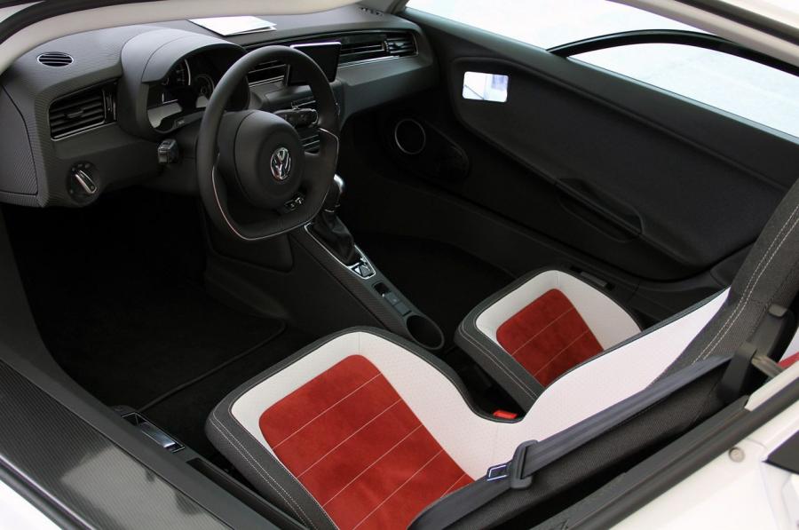  Volkswagen XL1 2014 года  (фото 23 из 37)